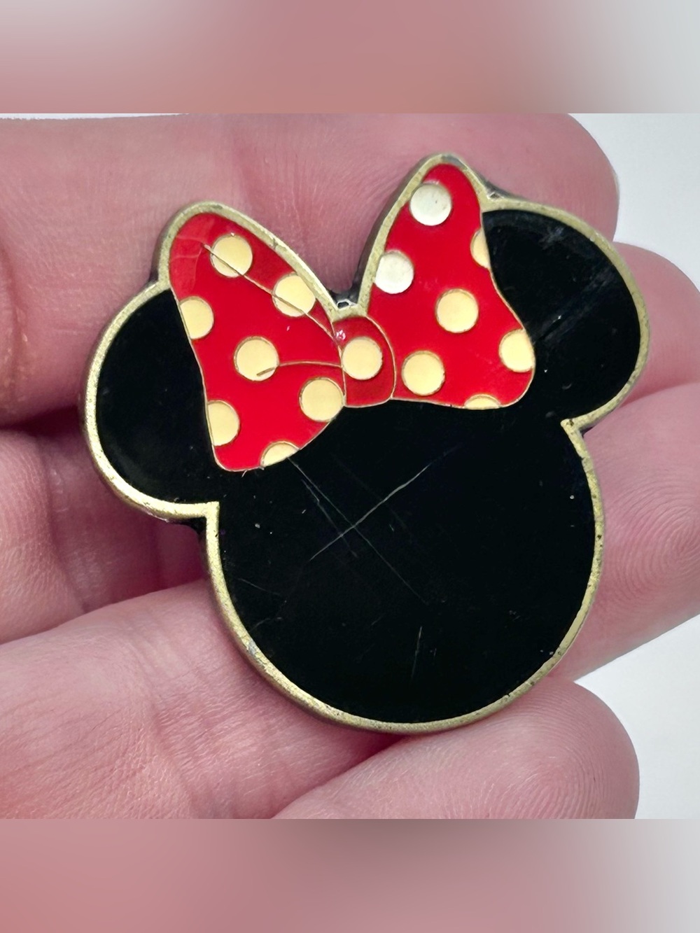Disney Minnie Mouse Pins Red White Black Lot of 3 - Picture 6 of 7